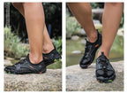 MAIJION Professional Aqua Shoes Men Non-slip Water Shoes In Trekking Upstream Shoes Quick-Dry Beach Light Water Sports Sneakers