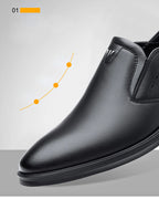 2025 Spring Autumn Men's Dress Shoes Fashion Casual Cow Leather British Pointed Toe Black and White New Designer Shoes Male