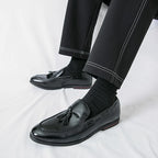 Men's Formal Leather Shoes British Style Tassels Loafers Pointed Toe Breathable Non-Slip Business Casual Wedding Office Shoes