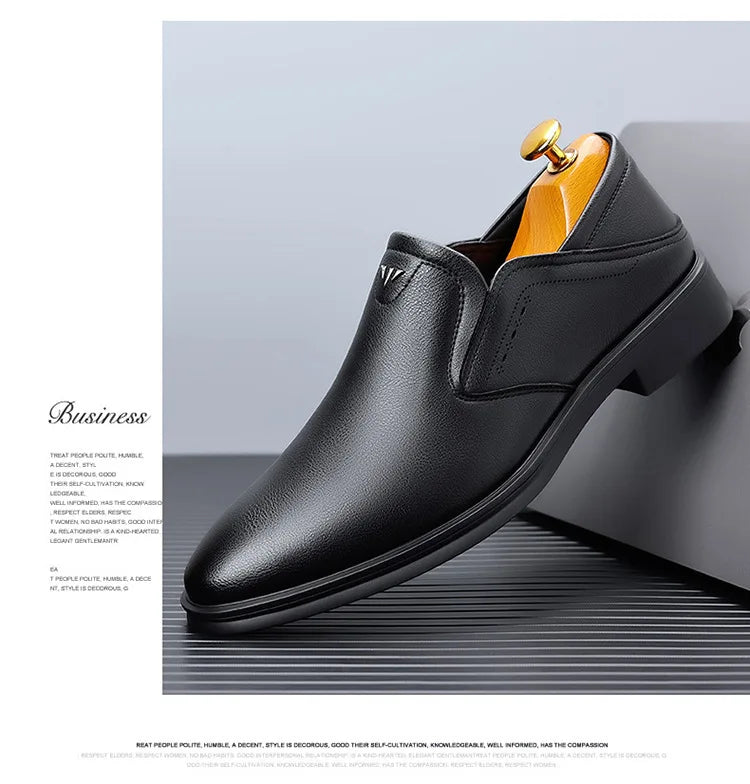 2025 Spring Autumn Men's Dress Shoes Fashion Casual Cow Leather British Pointed Toe Black and White New Designer Shoes Male