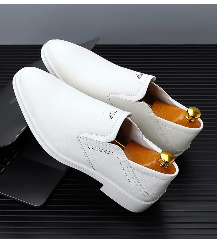 2025 Spring Autumn Men's Dress Shoes Fashion Casual Cow Leather British Pointed Toe Black and White New Designer Shoes Male