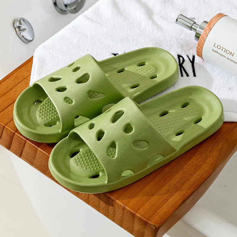 Slippers Men Bathroom Water Leaky Slippers Summer Women Home Couples Non-slip Indoor Home Waterproof Sandals Super Light