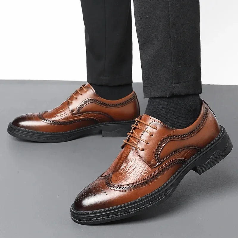 Men's Business Formal Hollow out Brogue Shoes Wedding Casual British Style Leather Shoes Rubber Sole Adult Daily Wear
