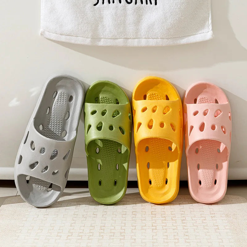Slippers Men Bathroom Water Leaky Slippers Summer Women Home Couples Non-slip Indoor Home Waterproof Sandals Super Light