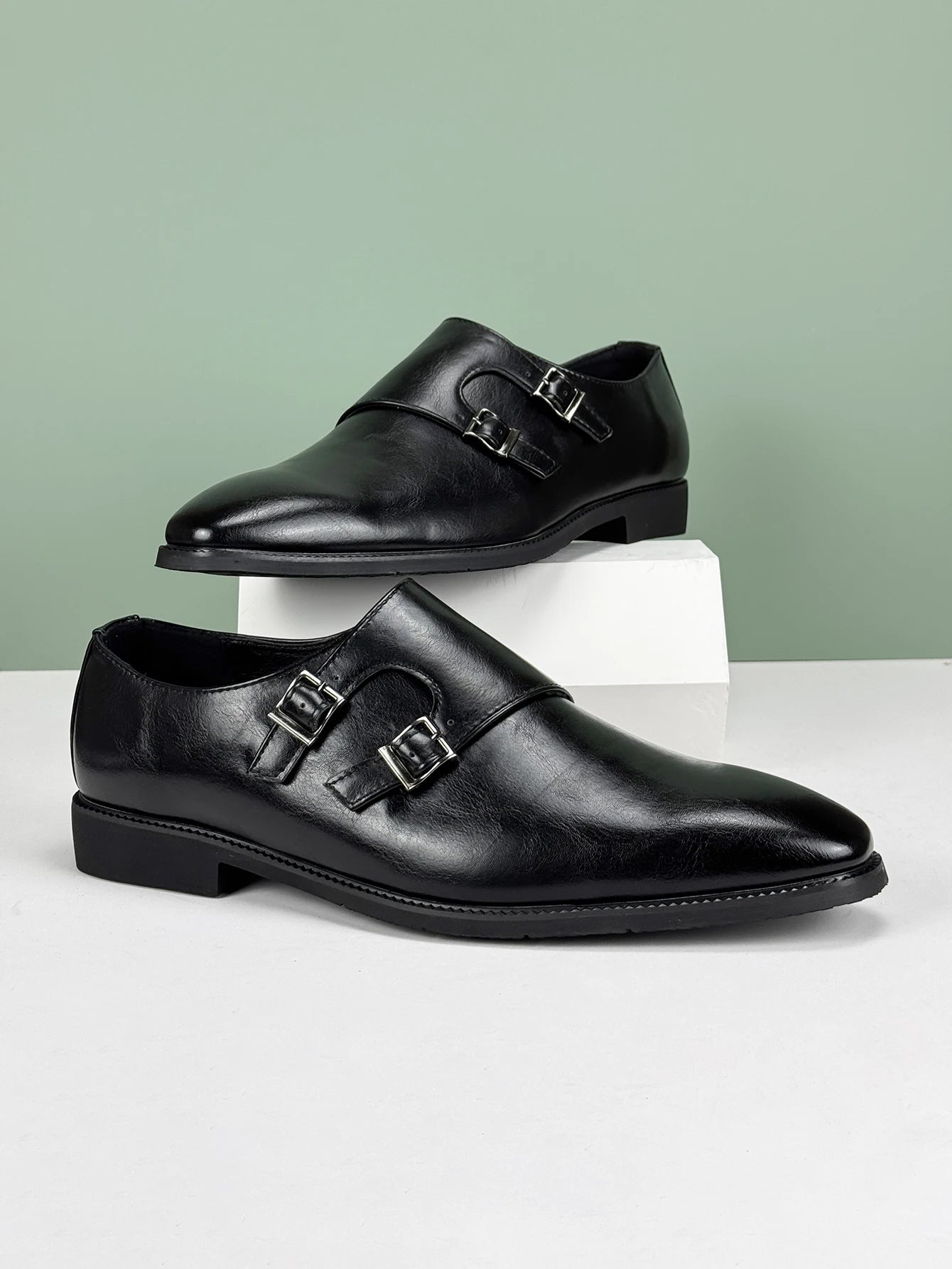 2025 Fashion Men's British Derby Shoes Breathable Adjustable Buckle Business Casual Leather Shoes for Commuting & Wedding