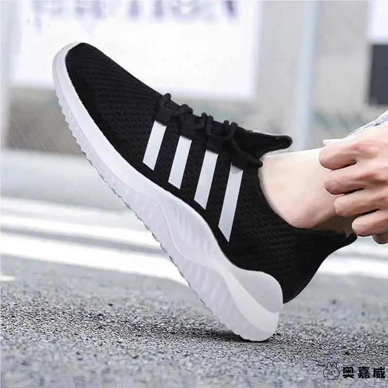 Men's Running oes 2024 New Summer Casual Breathable Ultra-light Anti-slip Sports oes White Me oes for Men