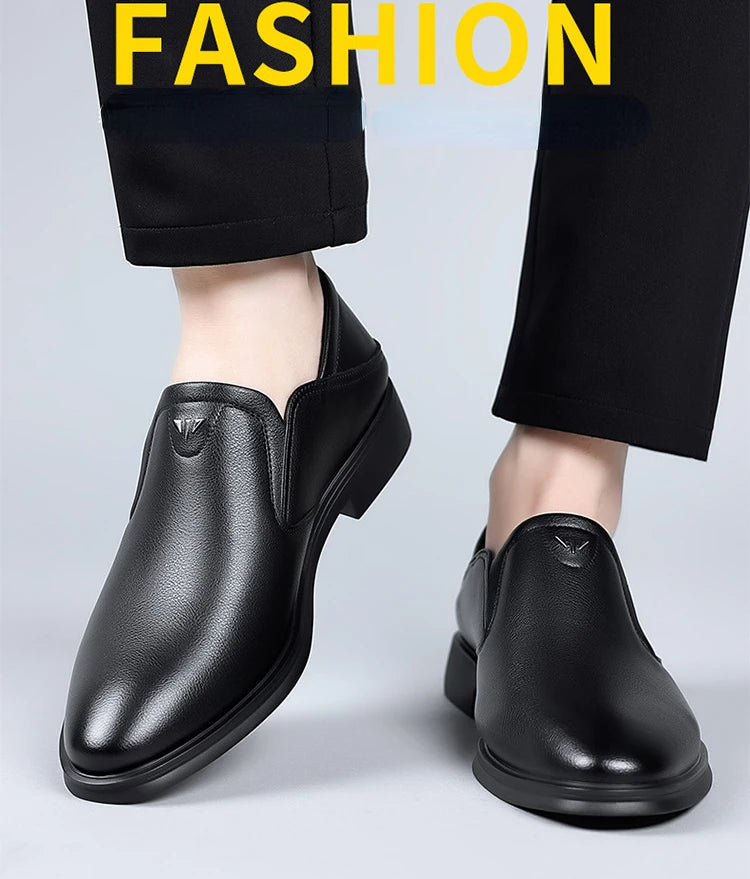 2025 Spring Autumn Men's Dress Shoes Fashion Casual Cow Leather British Pointed Toe Black and White New Designer Shoes Male