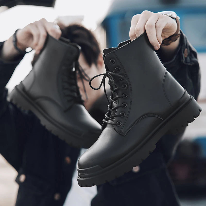 Men's High-quality British Chelsea Luxury Leather Fashion Workwear Motorcycle Trendy Shoes Platform Spring Black Men's Shoes