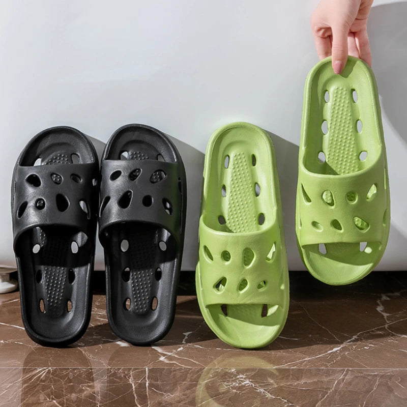Slippers Men Bathroom Water Leaky Slippers Summer Women Home Couples Non-slip Indoor Home Waterproof Sandals Super Light