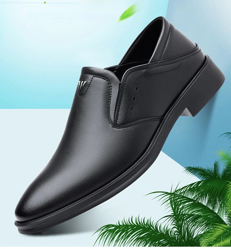 2025 Spring Autumn Men's Dress Shoes Fashion Casual Cow Leather British Pointed Toe Black and White New Designer Shoes Male