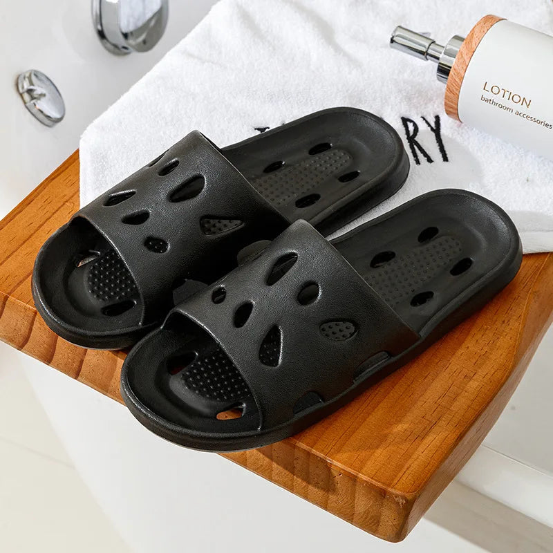 Slippers Men Bathroom Water Leaky Slippers Summer Women Home Couples Non-slip Indoor Home Waterproof Sandals Super Light