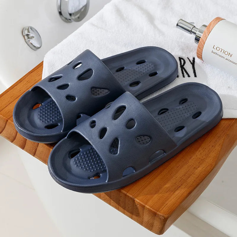 Slippers Men Bathroom Water Leaky Slippers Summer Women Home Couples Non-slip Indoor Home Waterproof Sandals Super Light
